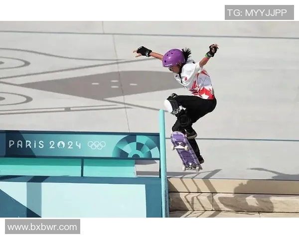 广州滑板队与南京滑板队赛后复盘探讨团队协作的成功与不足之处