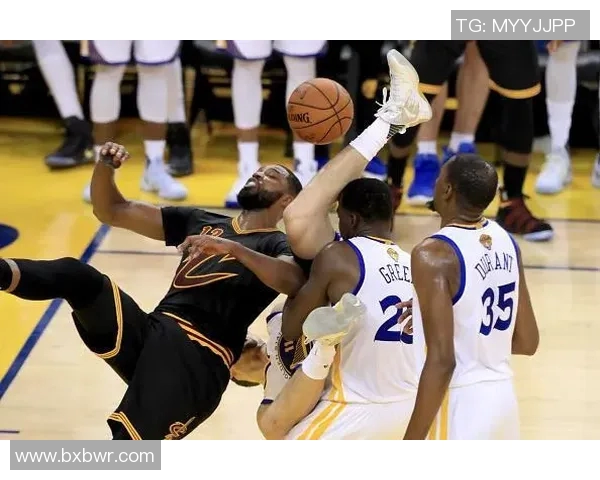 勇士与骑士精彩对决回顾第六场第七局录像分析与精彩瞬间分享