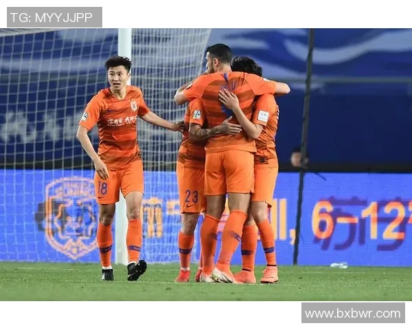 山东鲁能与狼队激战在即球迷期待精彩对决与精彩进球 山东鲁能与狼队激战在即球迷期待精彩对决与精彩进球