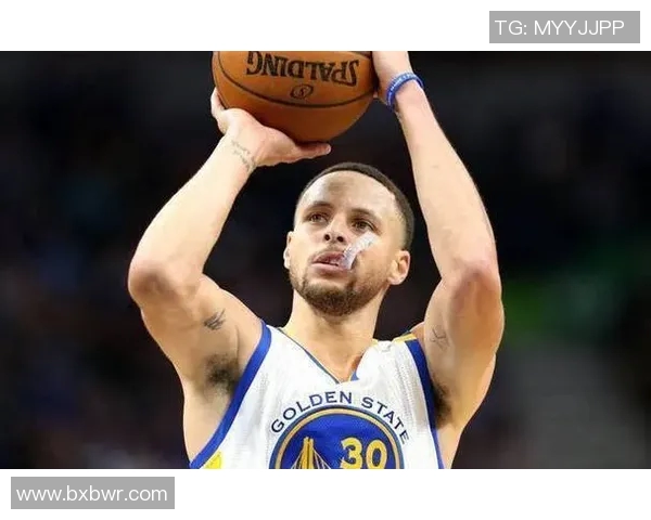 库里三分球总数突破4000大关创造历史新纪录成篮球传奇