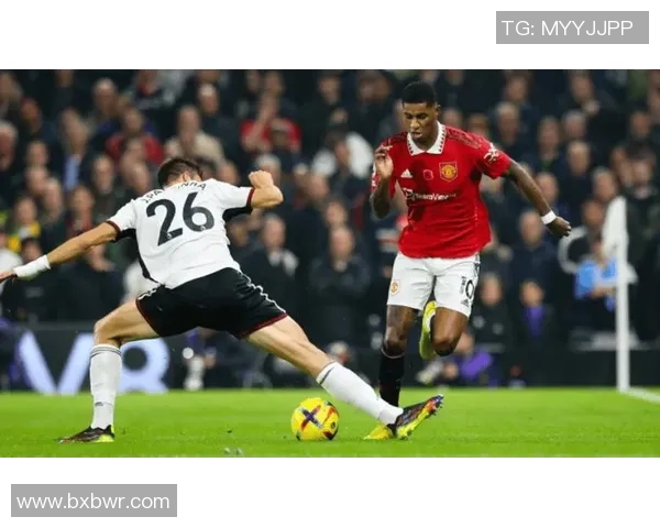 曼联与富勒姆精彩对决录像回放全程回顾与精彩瞬间分析