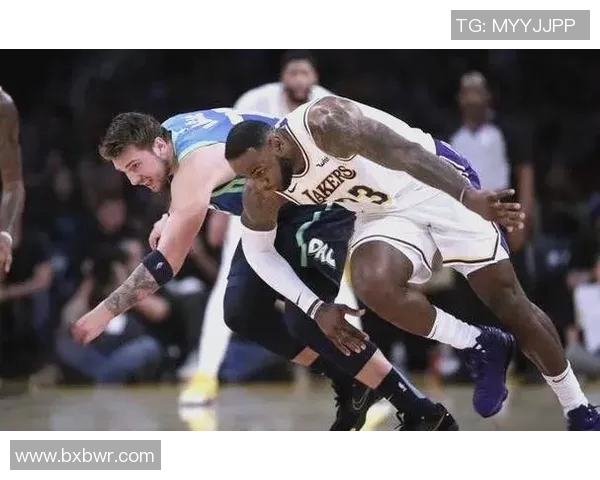 湖人对决热火68精彩回顾与赛后分析，谁能在季后赛中笑到最后