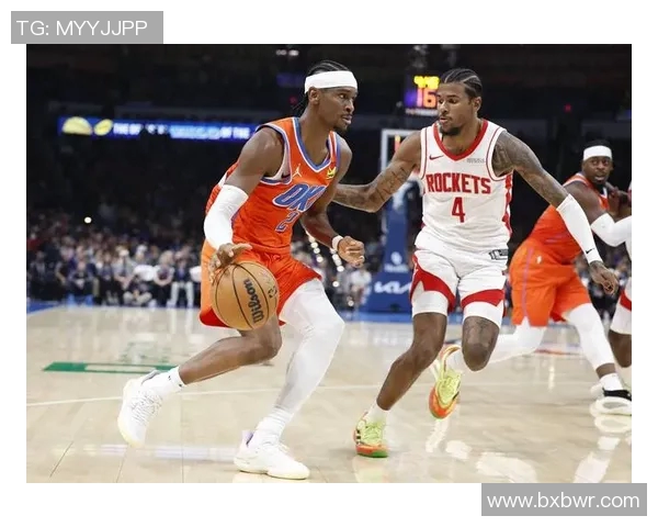 火箭与雷霆激战前夕宣传片精彩回顾展现篮球激情与团队精神 火箭与雷霆激战前夕宣传片精彩回顾展现篮球激情与团队精神