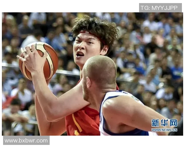 男篮红队迎战突尼斯展现实力期待精彩对决与胜利荣耀 男篮红队迎战突尼斯展现实力期待精彩对决与胜利荣耀