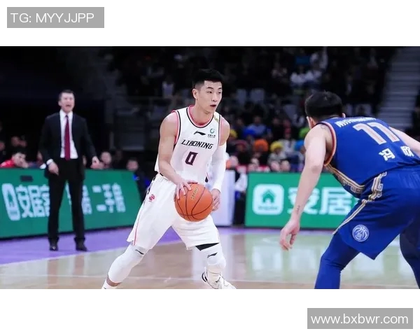 高诗岩的篮球之路:从青涩新星到赛场巨星的成长历程与心路历程 高诗岩的篮球之路:从青涩新星到赛场巨星的成长历程与心路历程