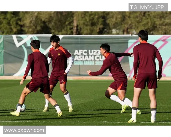 U23越南对阵日本的精彩较量展现年轻球员的无限潜力与激情 U23越南对阵日本的精彩较量展现年轻球员的无限潜力与激情