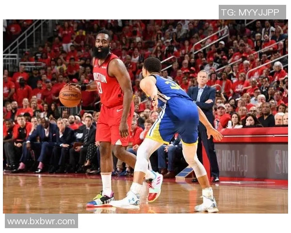 勇士与火箭精彩对决回放21日比赛全场亮点回顾与分析