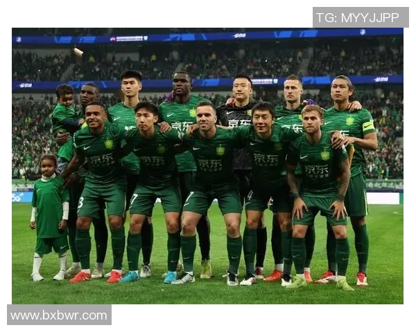 北京国安与拜仁慕尼黑激战正酣比分揭晓引发球迷热议